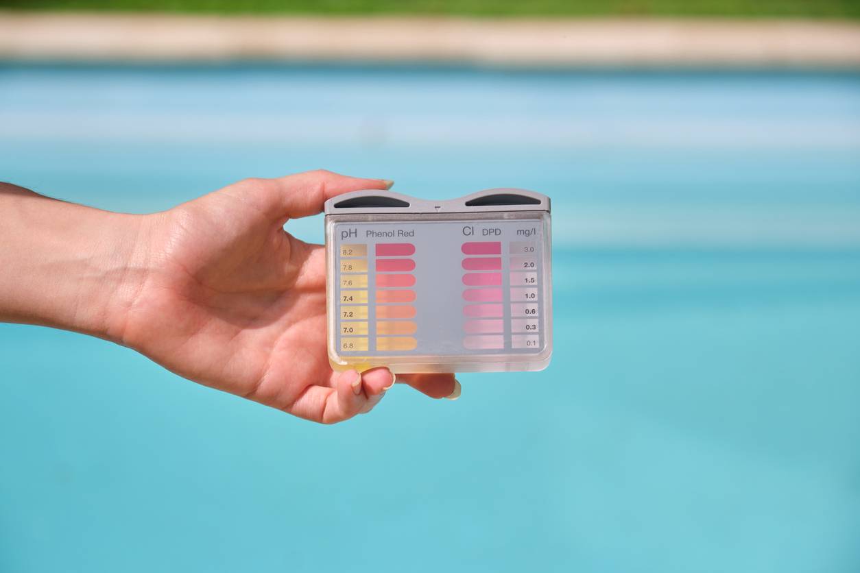 V&eacute;rification composition eau de piscine